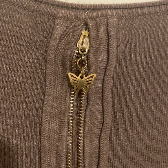 Sparkly back Sweater - Picture 6 of 8